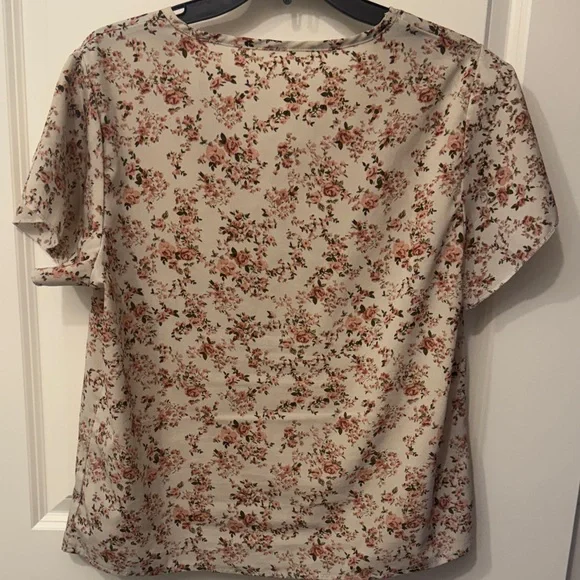 SHEIN Cream and Pink Floral Blouse - Picture 2 of 6
